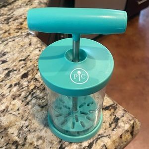 Pampered Chef Whipped Cream Maker